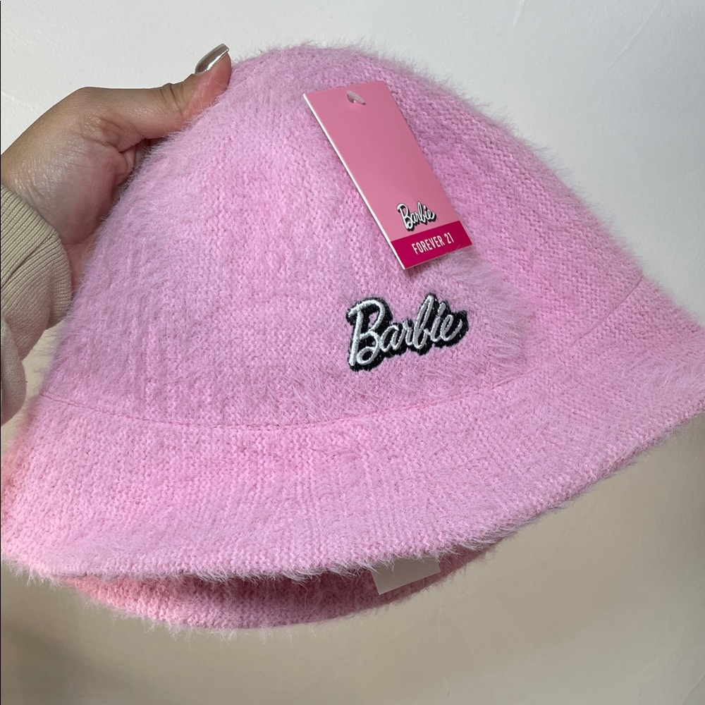Forever 21 Barbie Soft Pink fuzzy bucket Hat